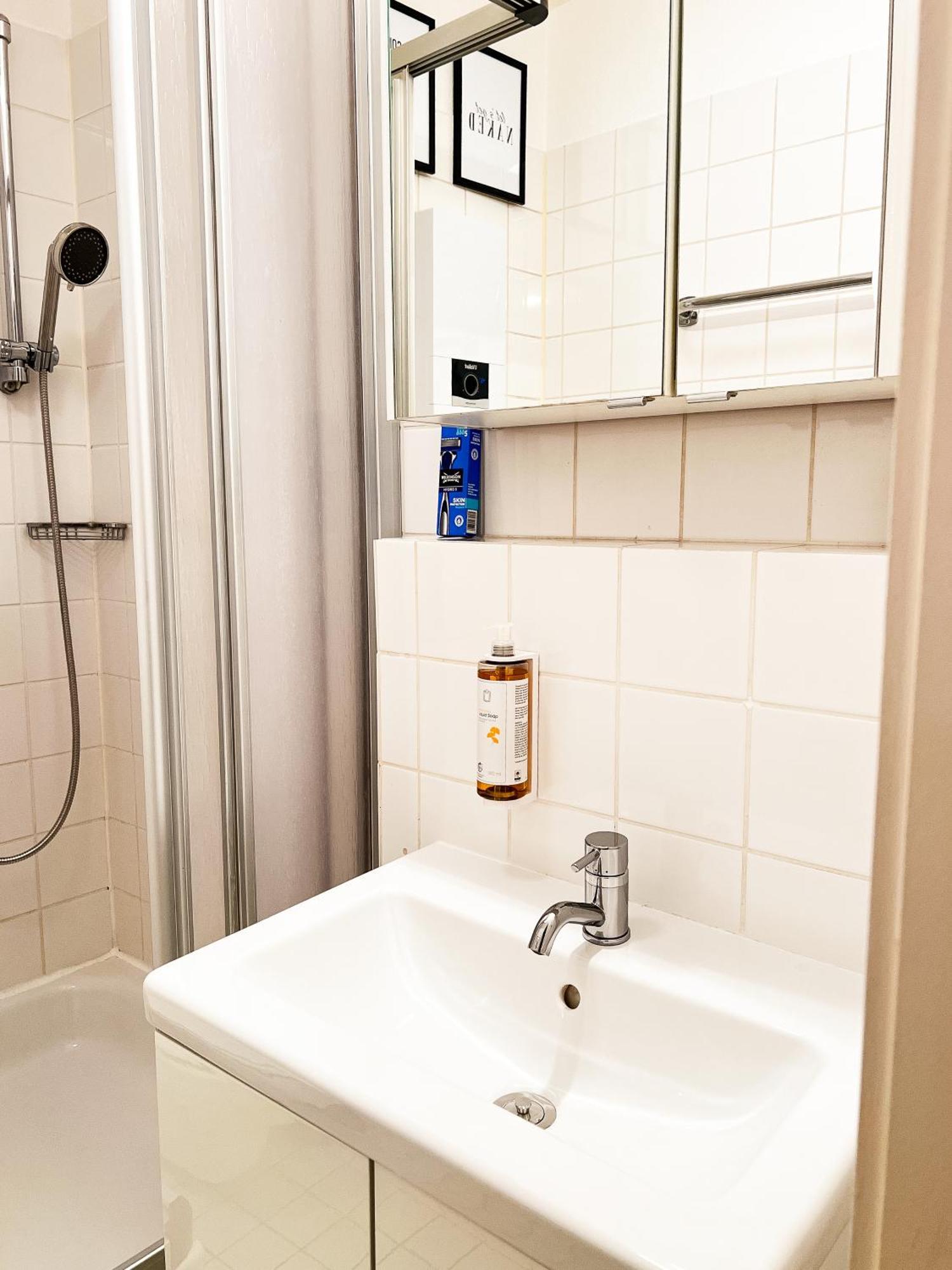 Qonroom - As Individual As You - Oeynhausen City Bad Oeynhausen Rom bilde